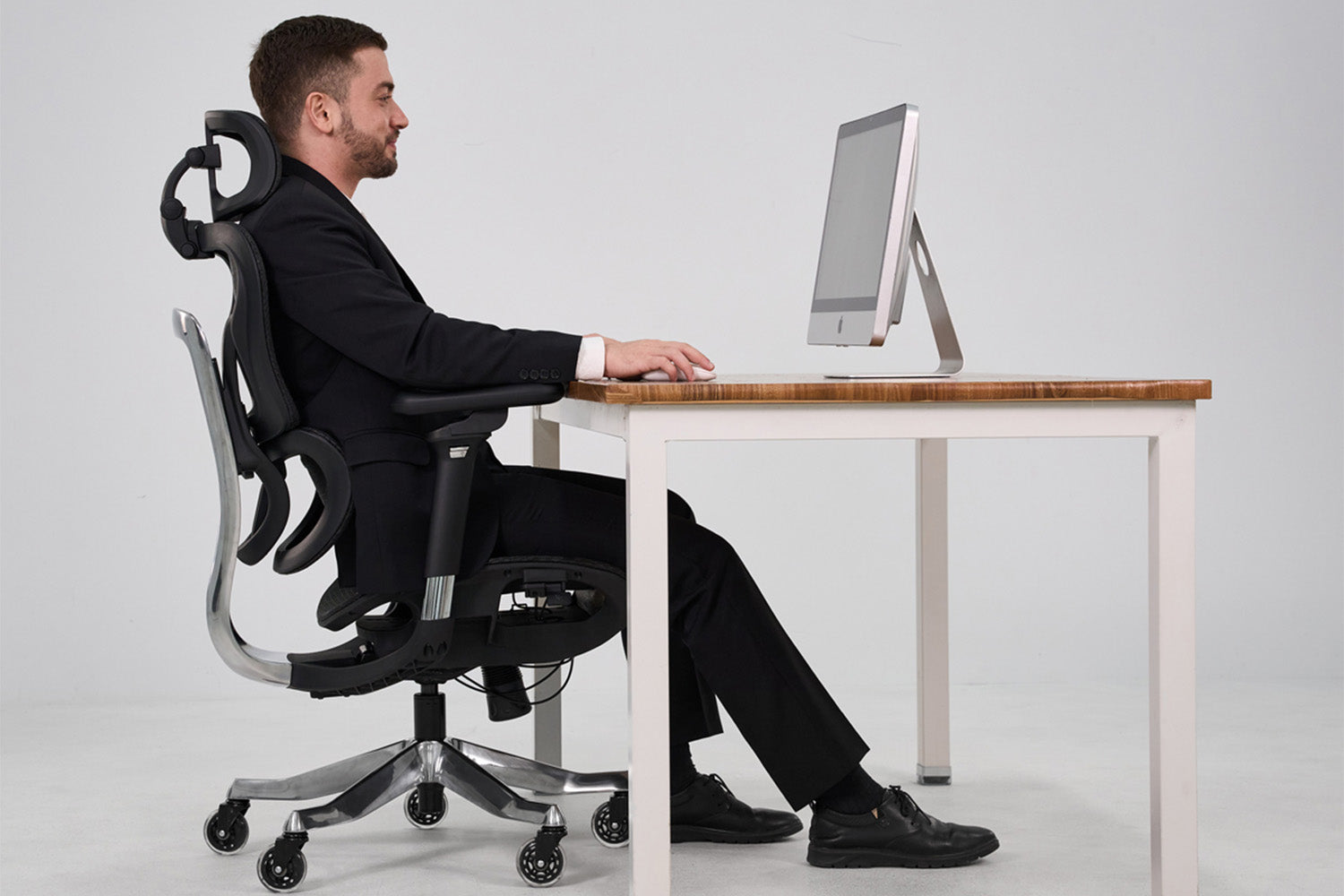 Samndic Ergonomic Chair - S1
